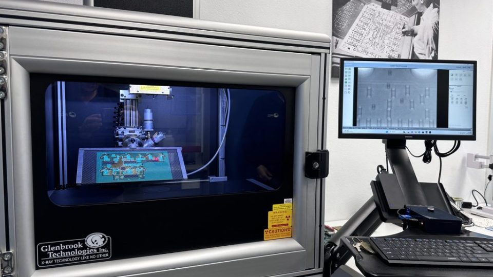 X-Ray inspectie voor PCB's toont verborgen defecten